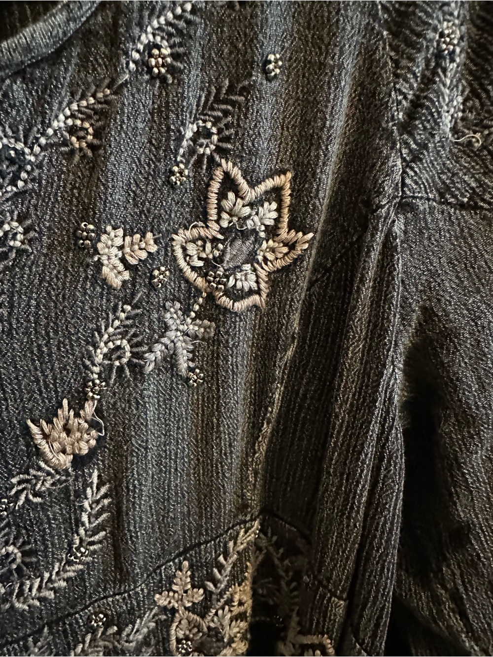 Sweet Magnolia Embroidered Boho Maxi Dress L Gray Gauze Tassel Tie Women’s - Picture 3 of 8